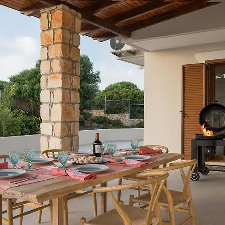 Seaview Ormos, Heated Pool, Sea & Sun Chorafakia