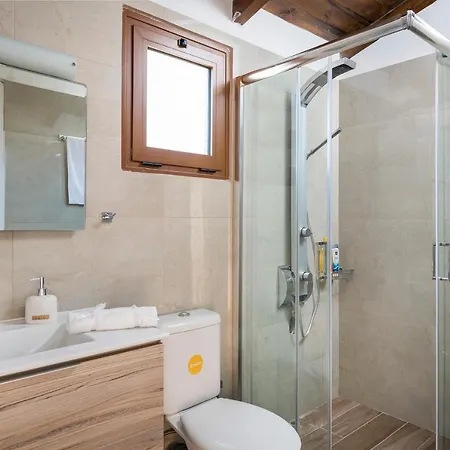 Seaview Ormos, Heated Pool, Sea & Sun Villa *