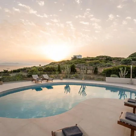 Seaview Ormos, Heated Pool, Sea & Sun Chorafakia